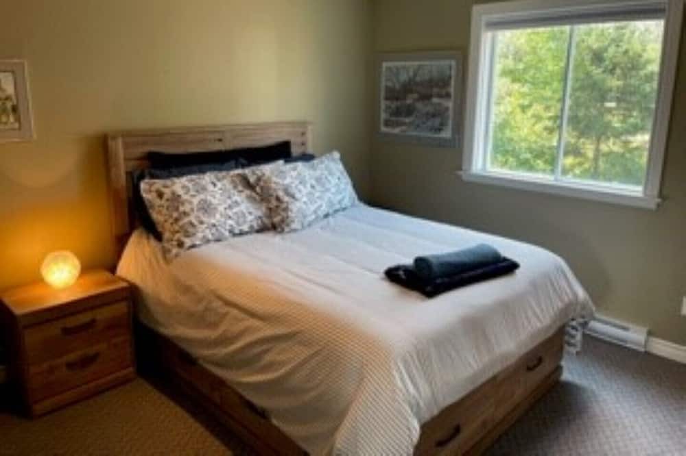 Photo of Bedroom in Plaisance