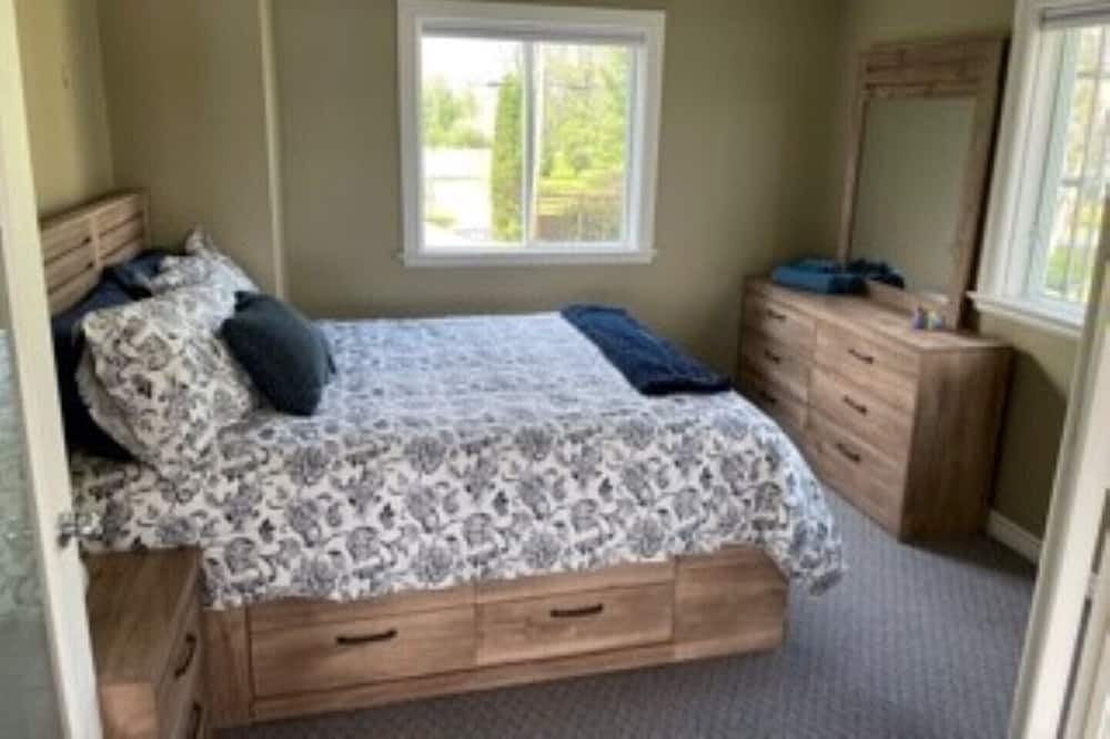 Photo of Bedroom in Plaisance