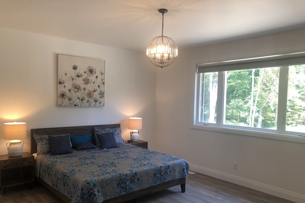 Photo of Bedroom in Huron-Kinloss