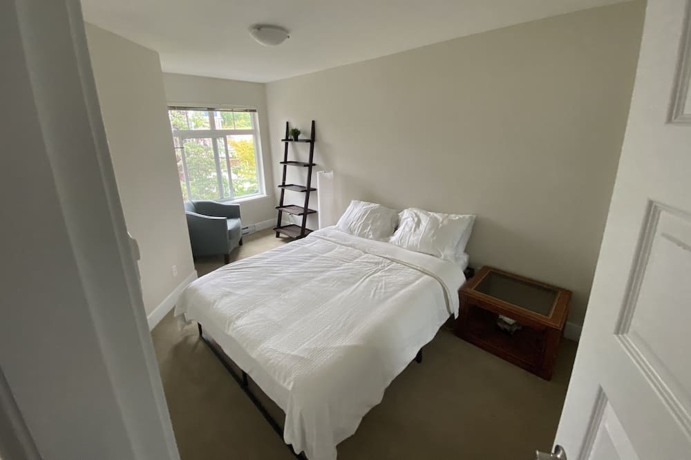 Photo of Bedroom in South Newton