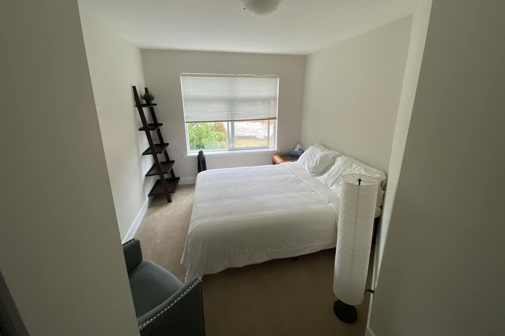 Photo of Bedroom in South Newton