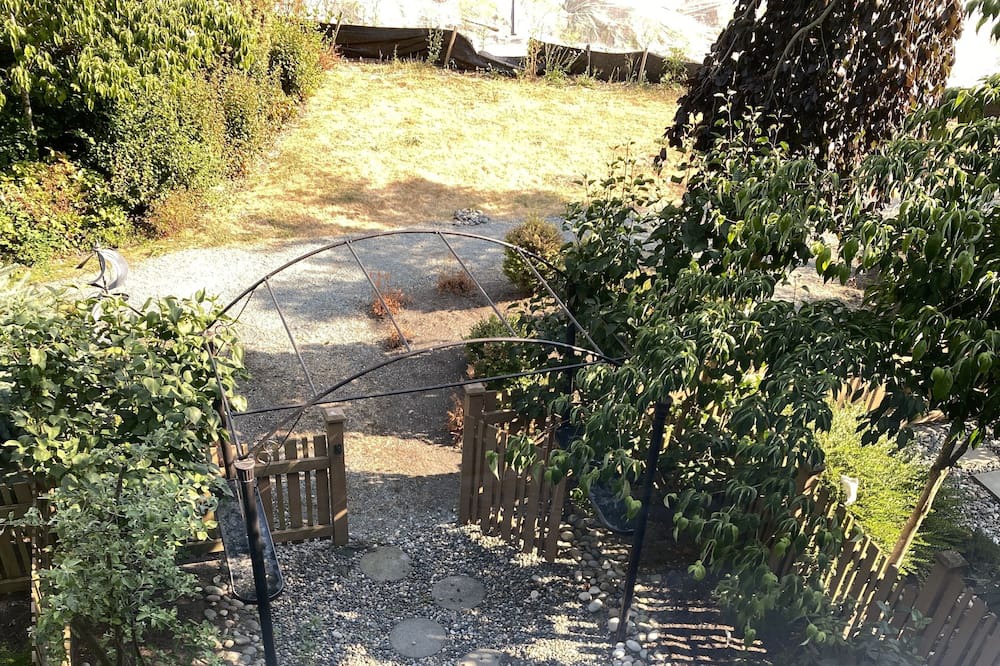 Photo of Outdoor in South Newton