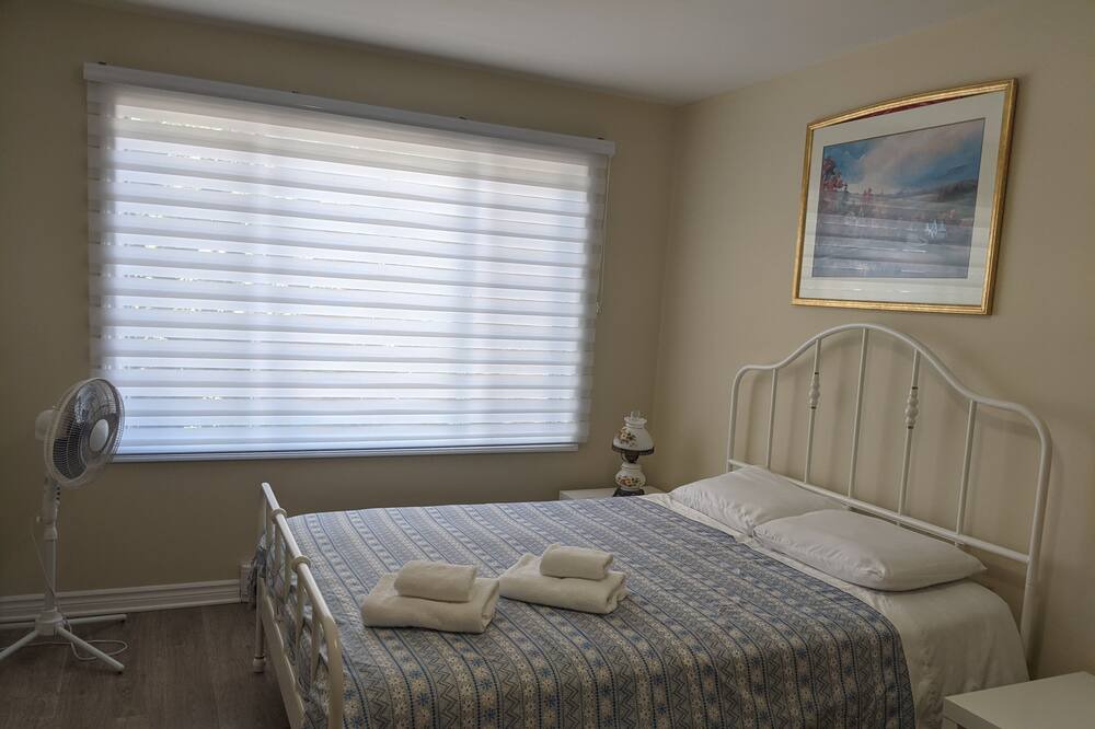 Photo of Bedroom in Lachine