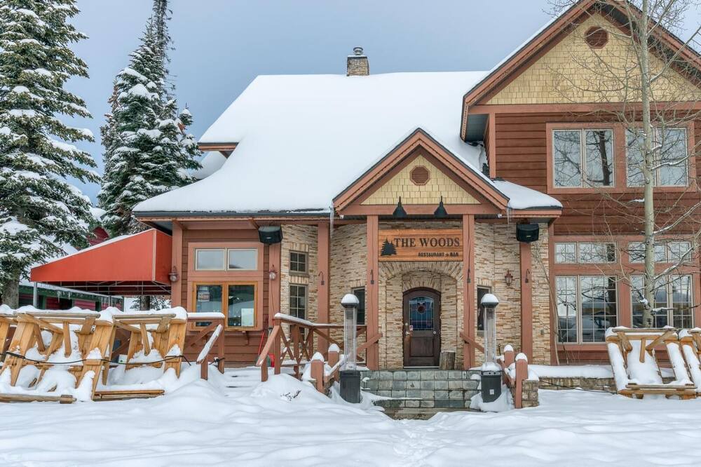 Photo of Outdoor in Snow Pine Estates
