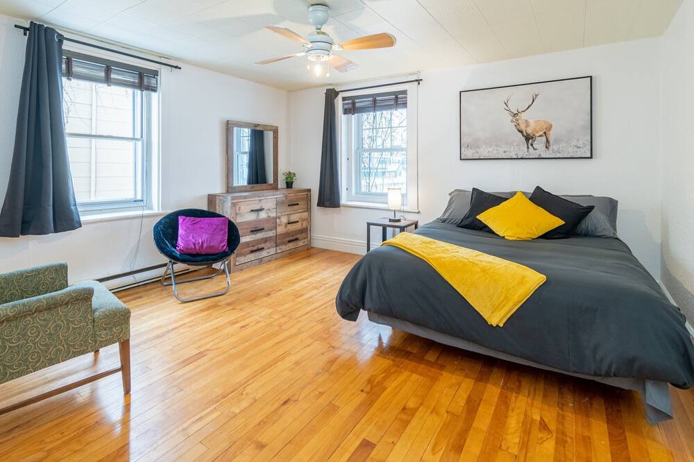 Photo of Bedroom in Ste Anne de Beaupre