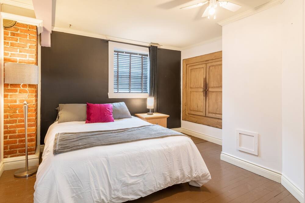 Photo of Bedroom in Ste Anne de Beaupre