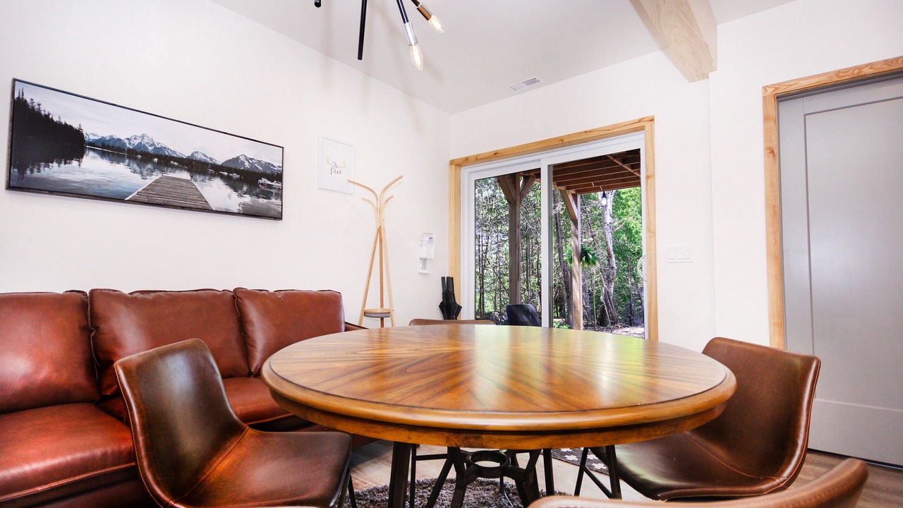 Photo of Livingroom in Tobermory