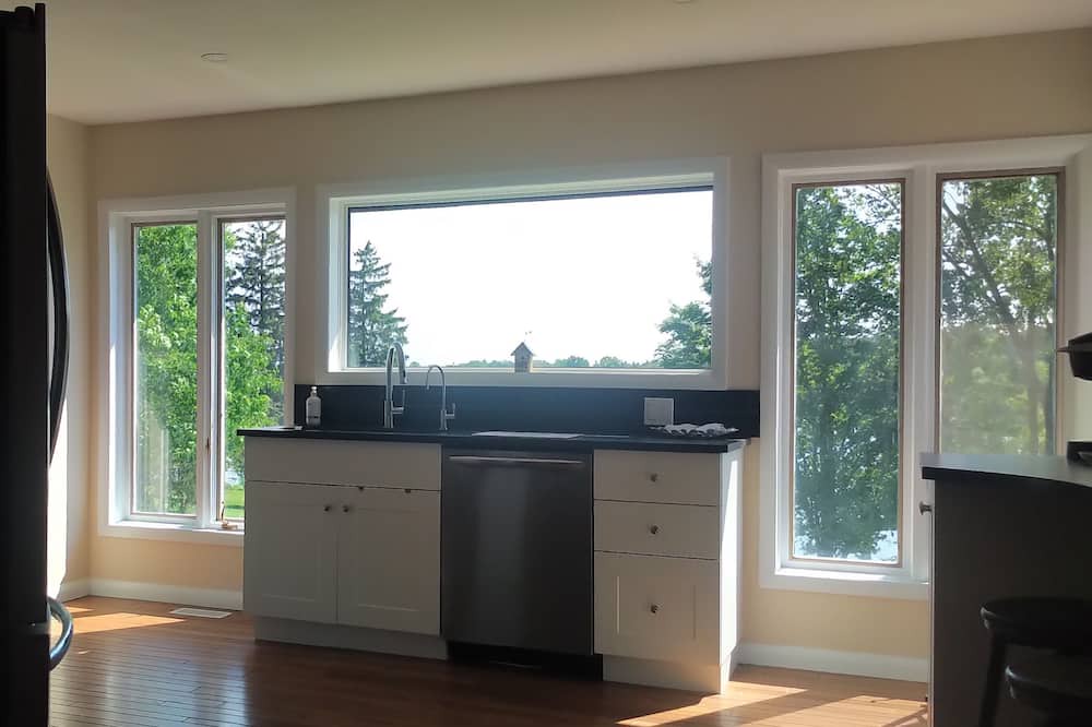 Photo of Kitchen in Mapleton
