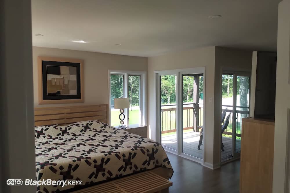 Photo of Bedroom in Mapleton