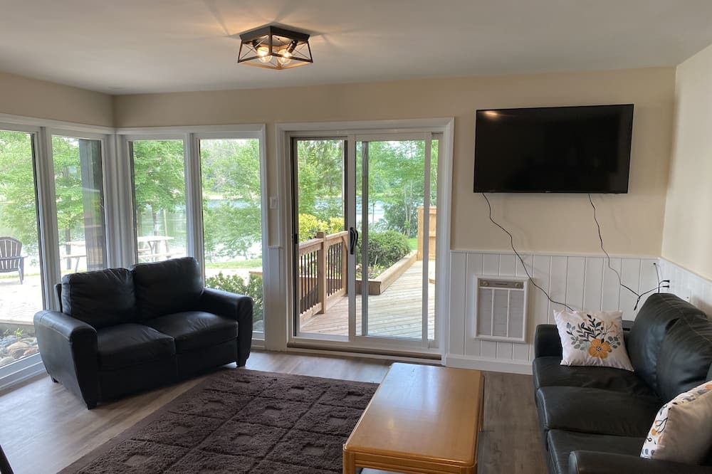 Photo of Livingroom in Mapleton