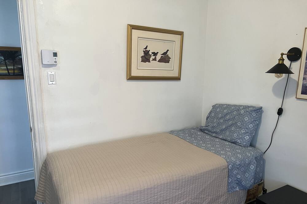 Photo of Bedroom in Les Maskoutains Regional County Municipality