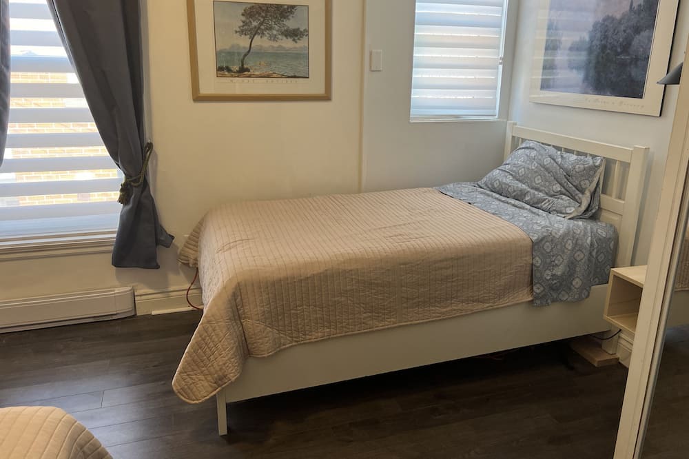 Photo of Bedroom in Les Maskoutains Regional County Municipality