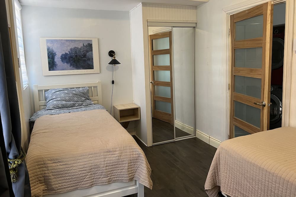 Photo of Bedroom in Les Maskoutains Regional County Municipality