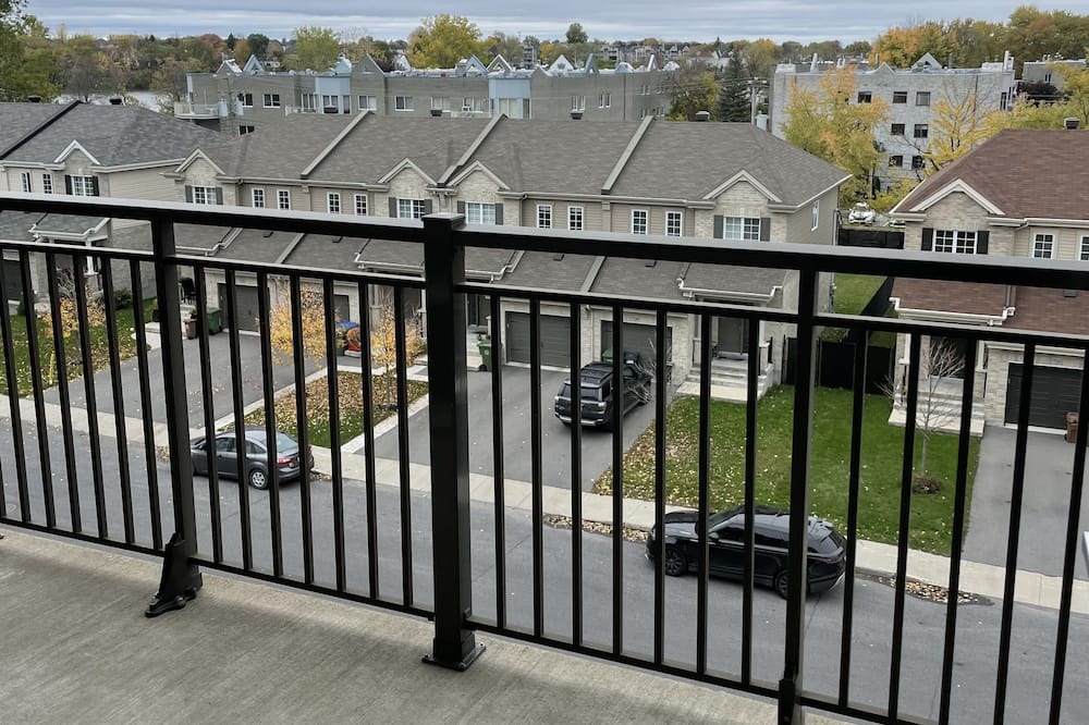 Photo of Patio Balcony in Pierrefonds-Roxboro