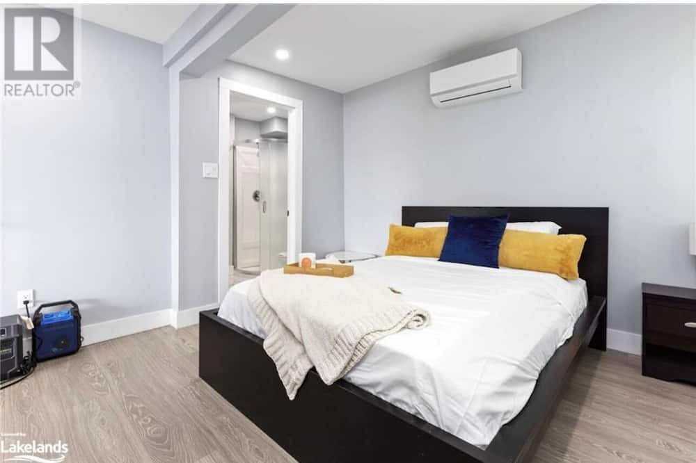 Photo of Bedroom in Ryerson