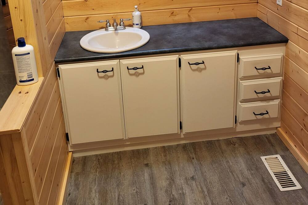 Photo of Bathroom in Blind Bay