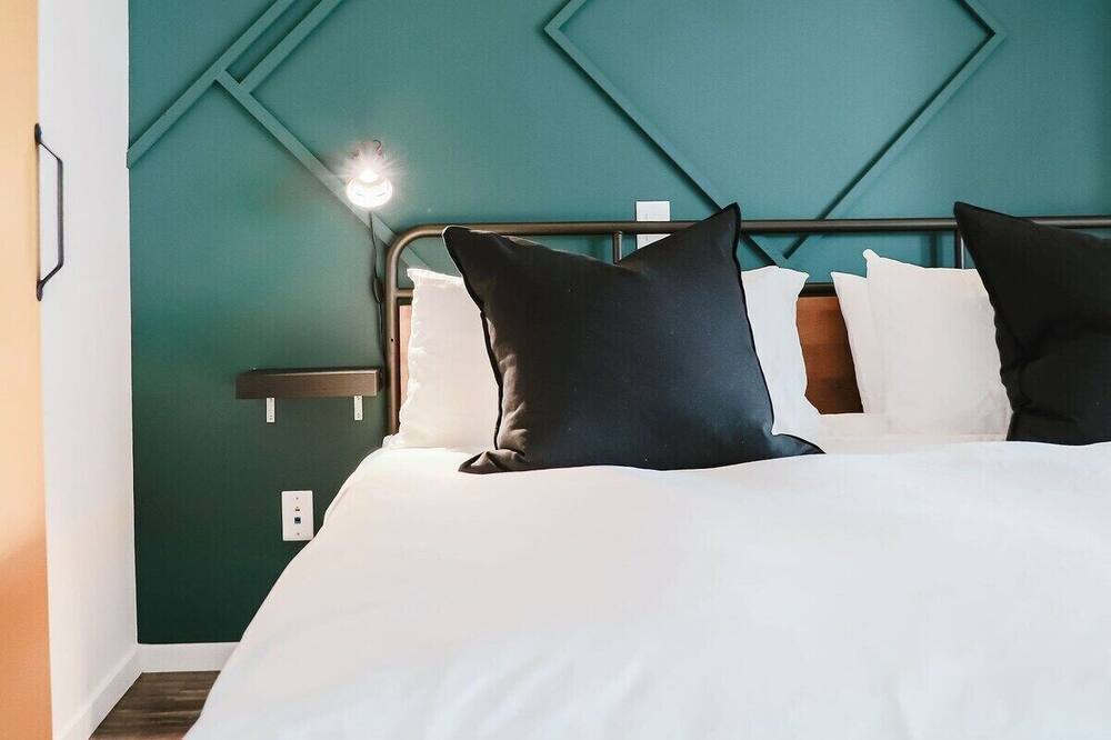 Photo of Bedroom in Kelowna Central Business District