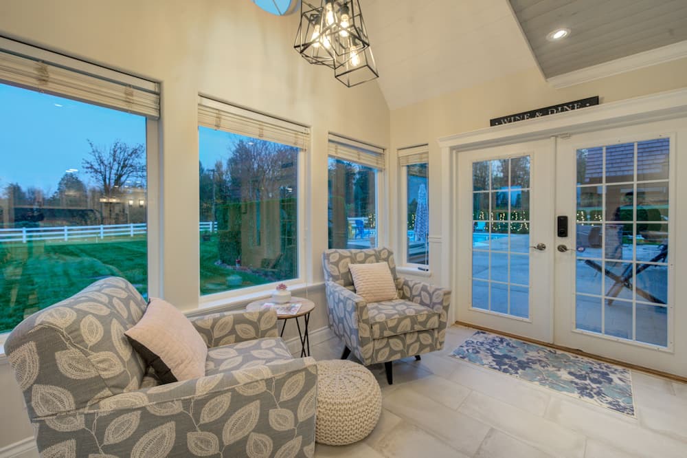 Photo of Livingroom in Bradner