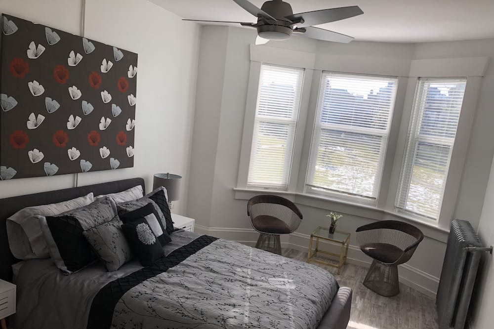 Photo of Bedroom in Fairview