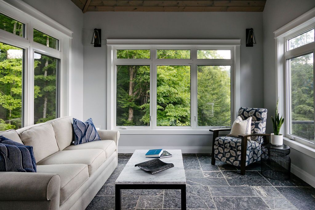 Photo of Livingroom in Dysart et al