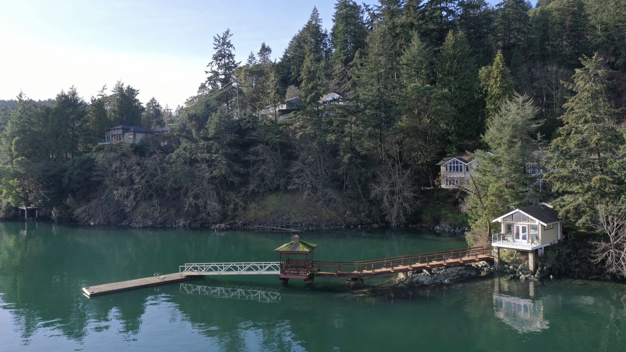 Photo of Outdoor in Maple Bay