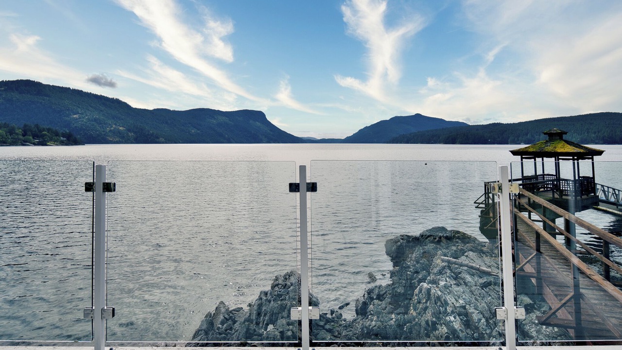 Photo of Others in Maple Bay