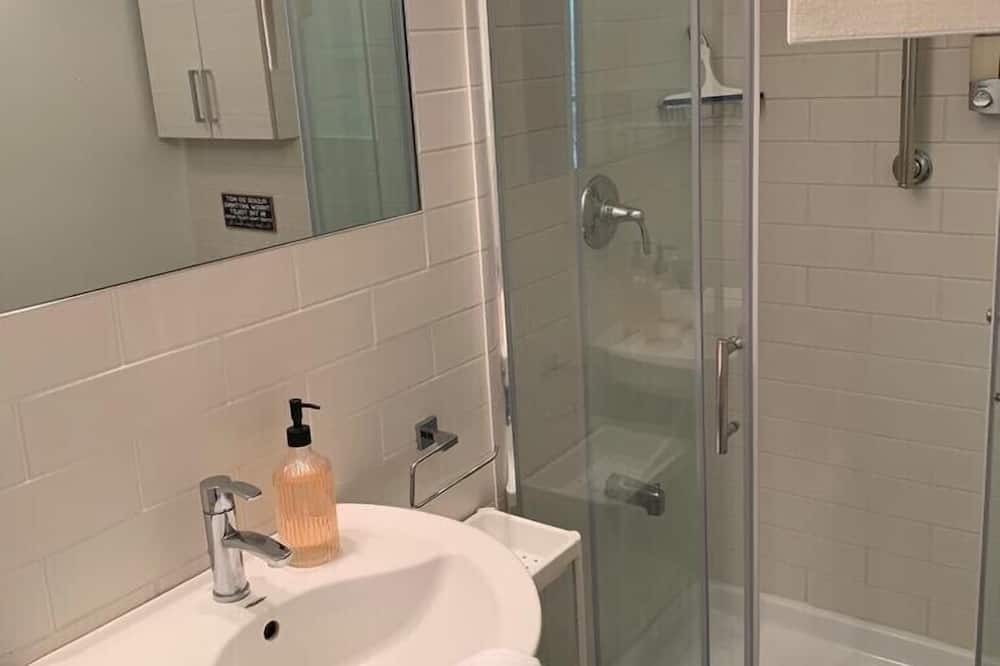 Photo of Bathroom in Cressy