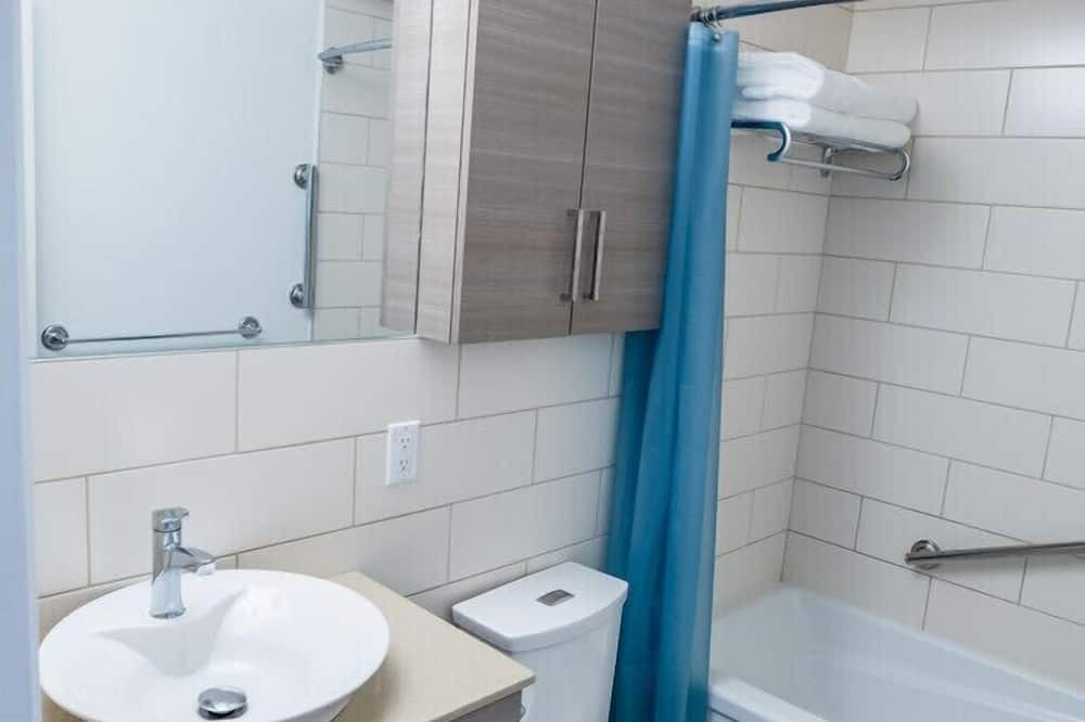 Photo of Bathroom in Cressy