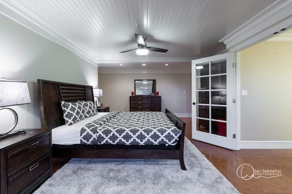 Photo of Bedroom in Newton
