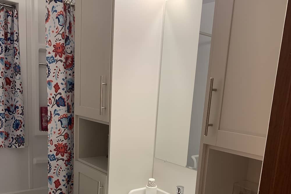 Photo of Bathroom in Grand Lake