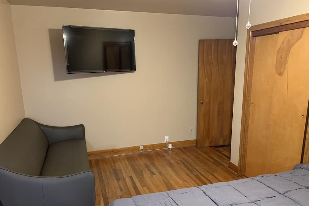 Photo of Bedroom in Grand Lake