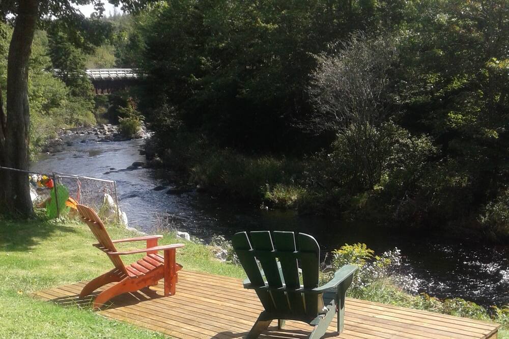 Photo of Outdoor in Boutiliers Point