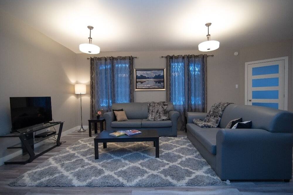 Photo of Livingroom in Val Morin