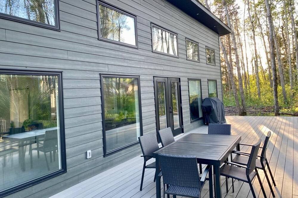 Photo of Patio Balcony in Wasagaming