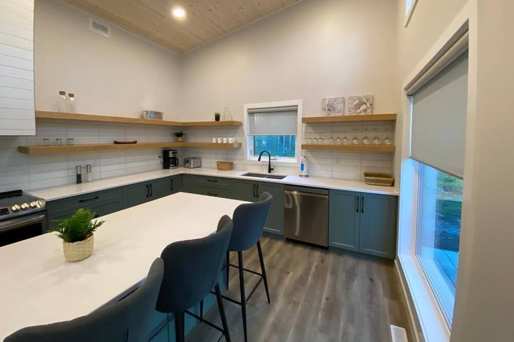 Photo of Kitchen in Wasagaming