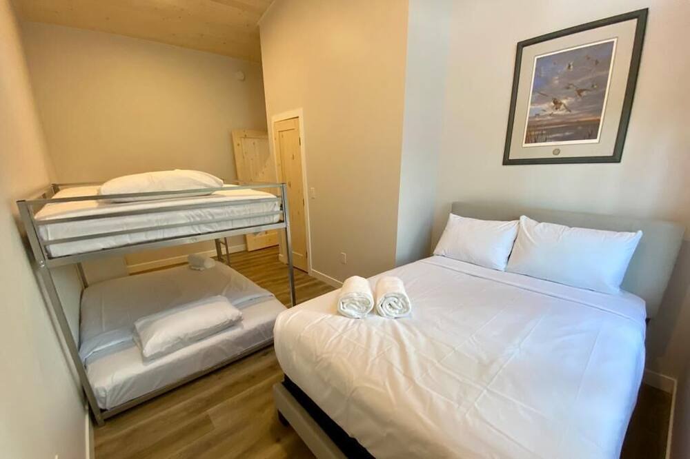 Photo of Bedroom in Wasagaming