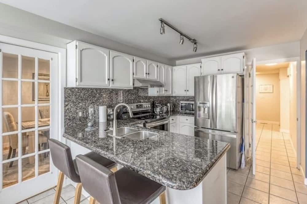 Photo of Kitchen in Southwest Calgary