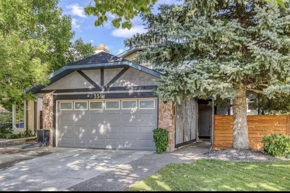 Photo of Outdoor in Southwest Calgary