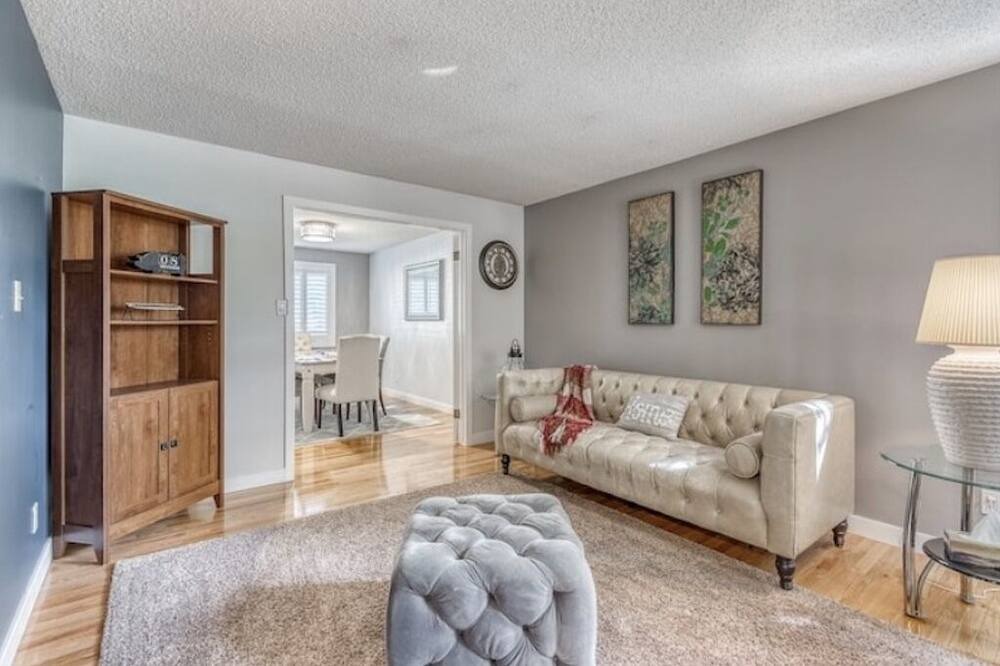 Photo of Livingroom in Southwest Calgary