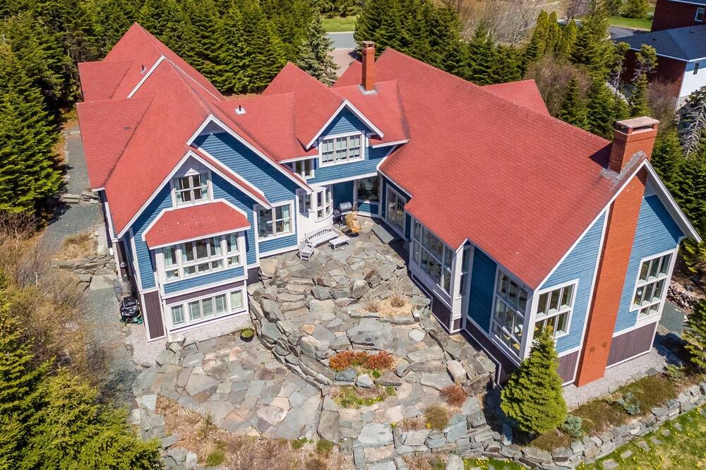 Photo of Outdoor in Terra Nova