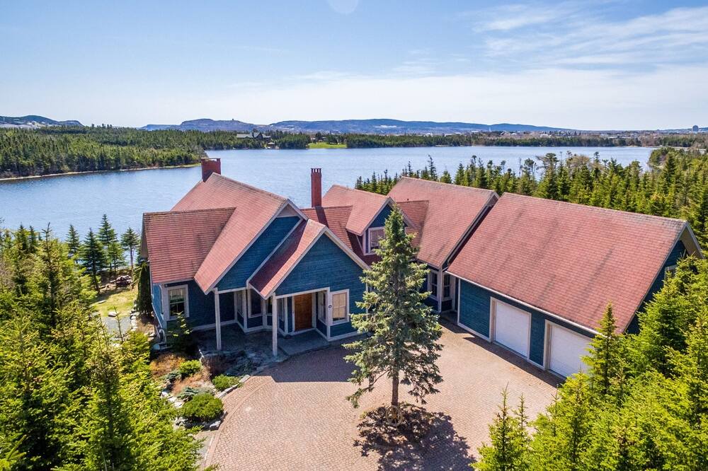 Photo of Outdoor in Terra Nova