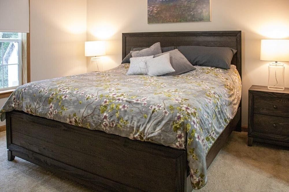 Photo of Bedroom in Ryerson