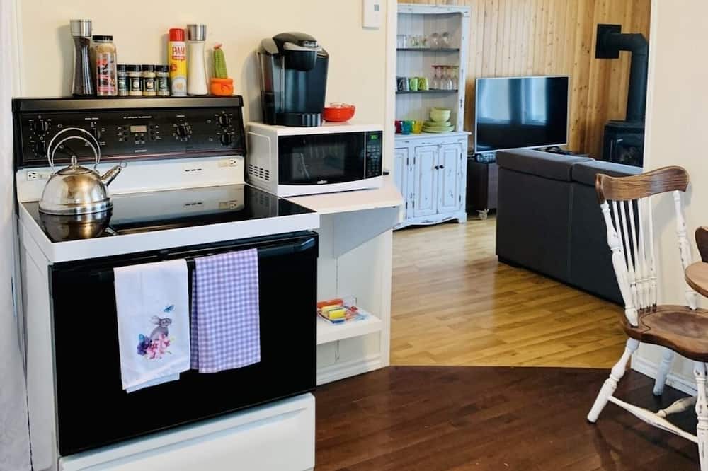 Photo of Kitchen in Saint-Valerien-de-Milton