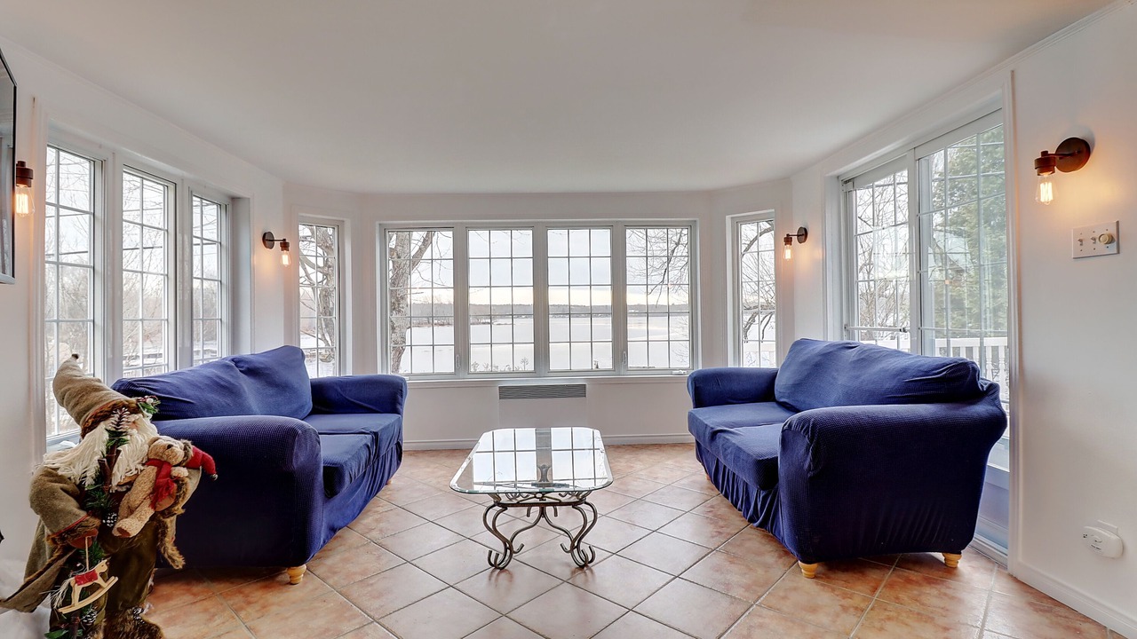 Photo of Livingroom in Stanstead Township