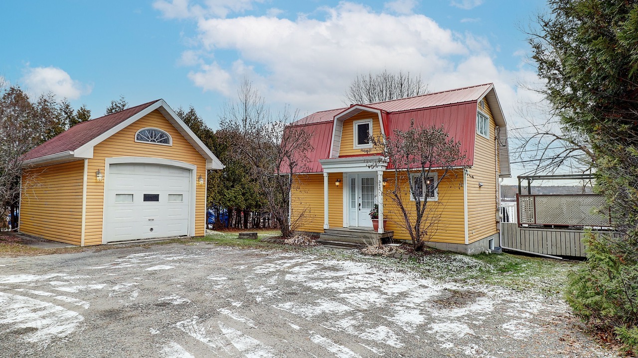 Photo of Outdoor in Stanstead Township