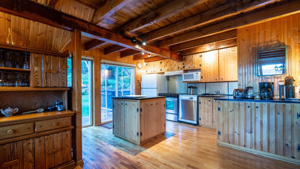 Photo of Kitchen in Chertsey