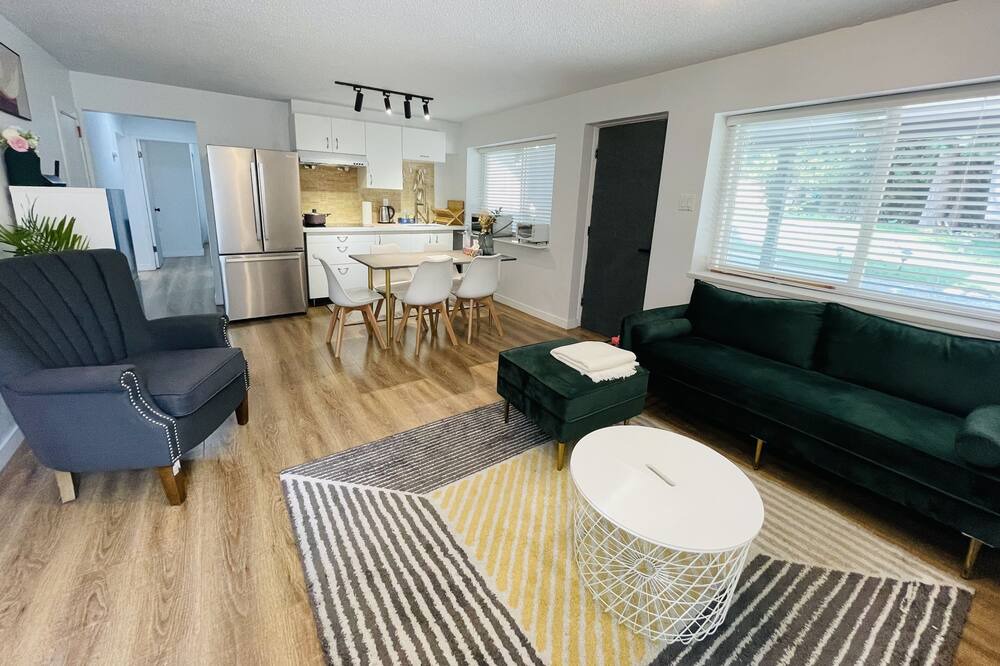 Photo of Livingroom in Burnaby