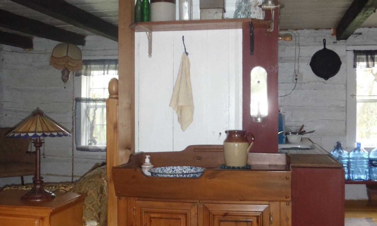 Photo of Kitchen in Edwardsburgh/Cardinal