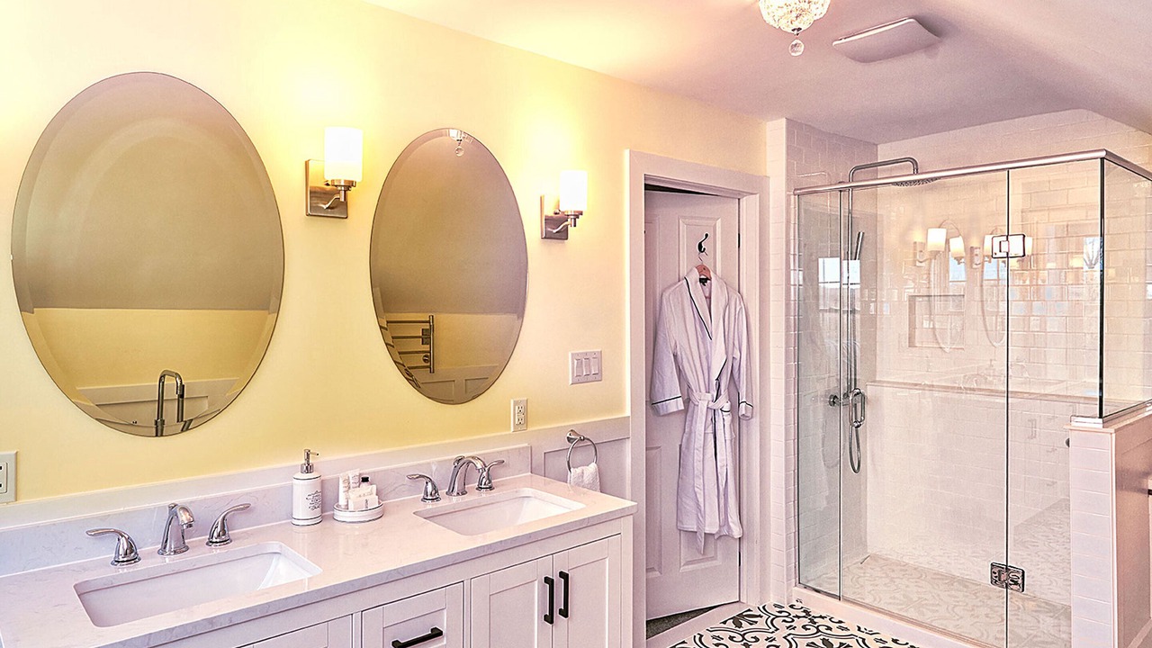 Photo of Bathroom in Oxford Mills