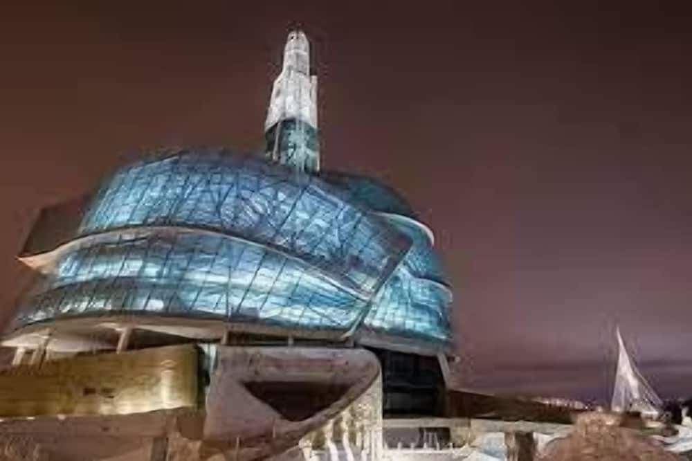 Photo of Others in Downtown Winnipeg